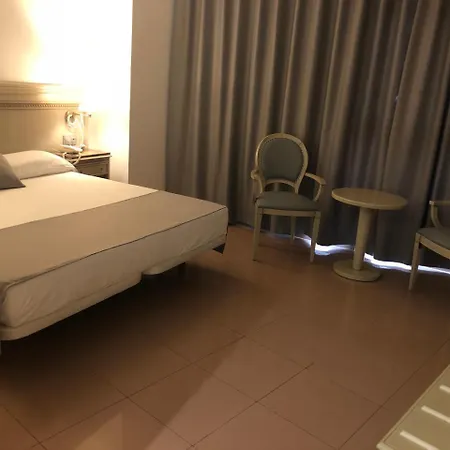 Hotel Via Valentia Catarroja